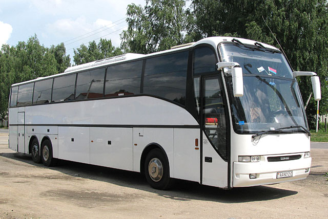 Куплю туристический автобус б у. Автобус Скания междугородный. Scania k124. Туристический автобус Скания k113. Автобус Скания туристический.