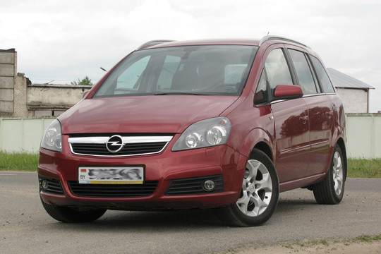 Opel-Zafira Cosmo, 2007 г.в, 1.8Б, 5-МКПП